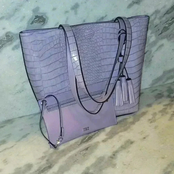 Shoulder bag and clutch/wristlet - Picture 1 of 13